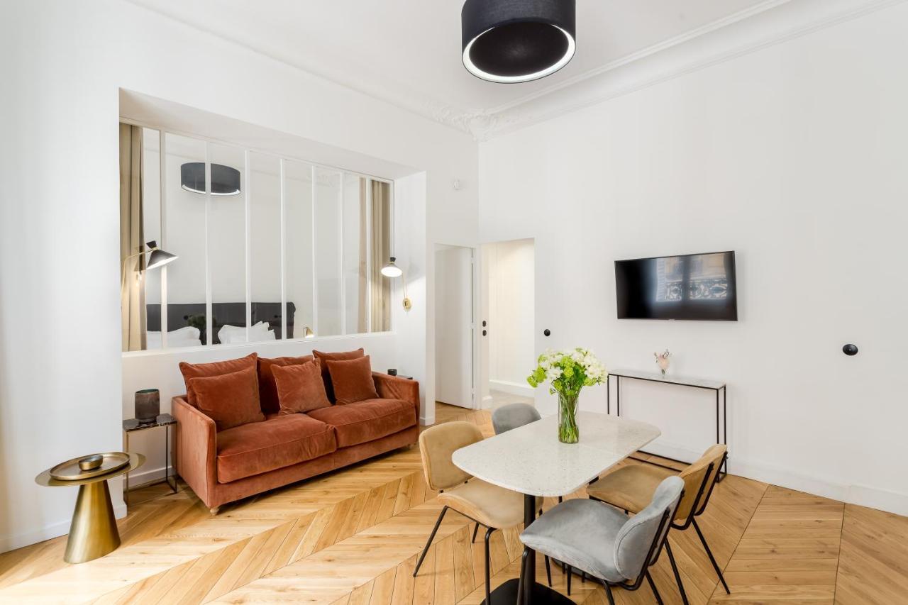Appartement Echelle Paris Extérieur photo