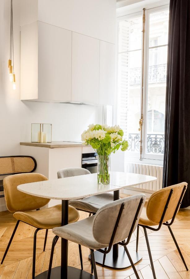 Appartement Echelle Paris Extérieur photo
