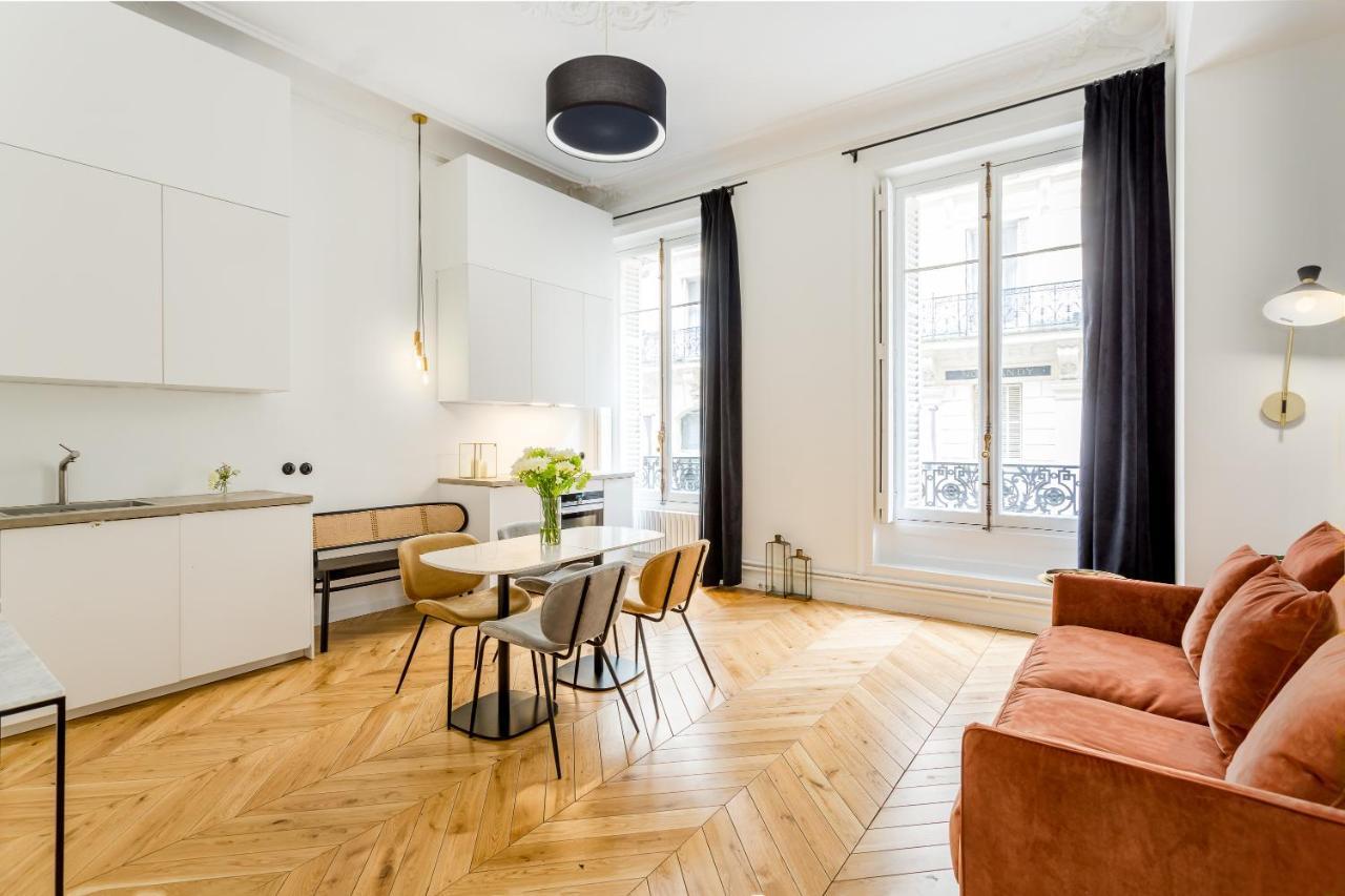 Appartement Echelle Paris Extérieur photo